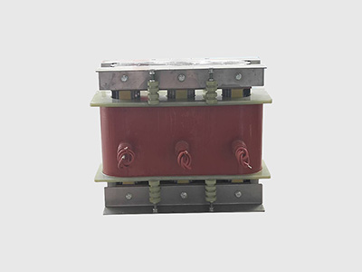 隔(ge)離變壓(yā)器與開(kai)關電源(yuán)的區别(bie)之處