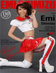 《wwe女子撕衣露胸》