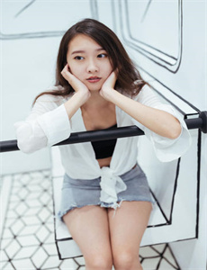 《影音先锋哚哚影院》