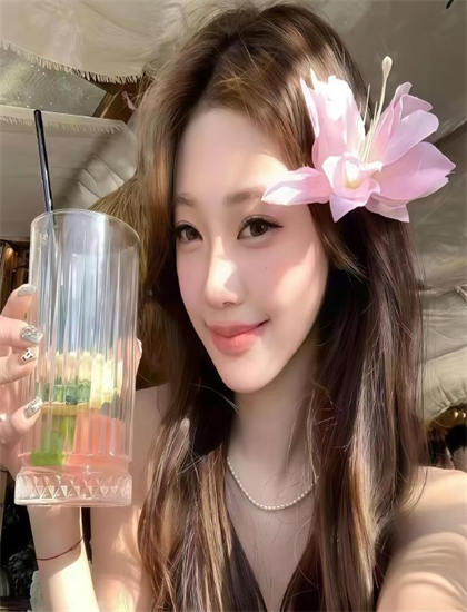 都市剧观影指南：《铁汉与荡妇》的文化内涵与社会意义 ——深入探索都市剧的艺术世界